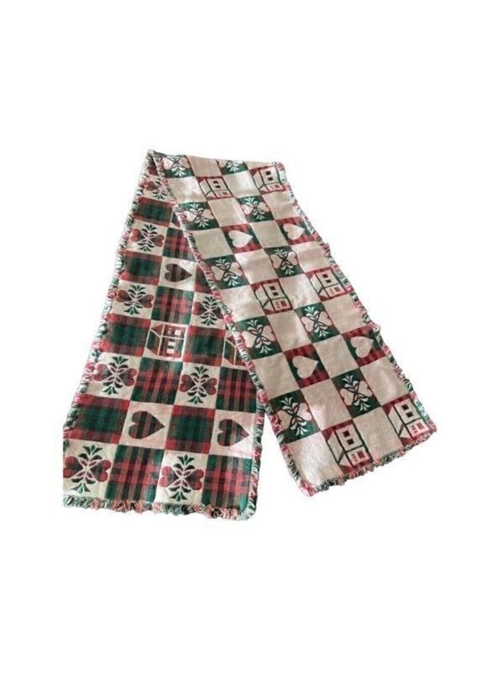 Vintage heart tapestry tree Table Runner
